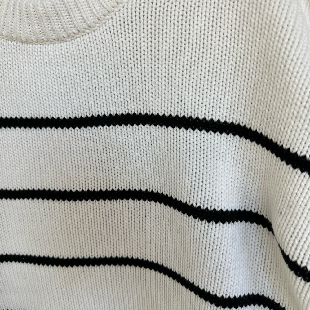 Quince 100% Organic Cotton Striped Crew Sweater in White and Black, size S - Picture 6 of 7